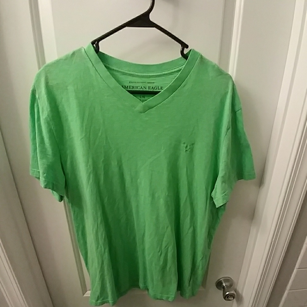 American Eagle Tshirt